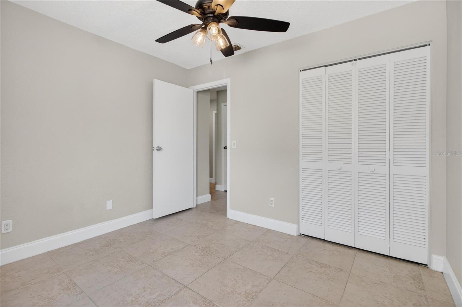 Image 30 of 67 For 736 Summerland Drive