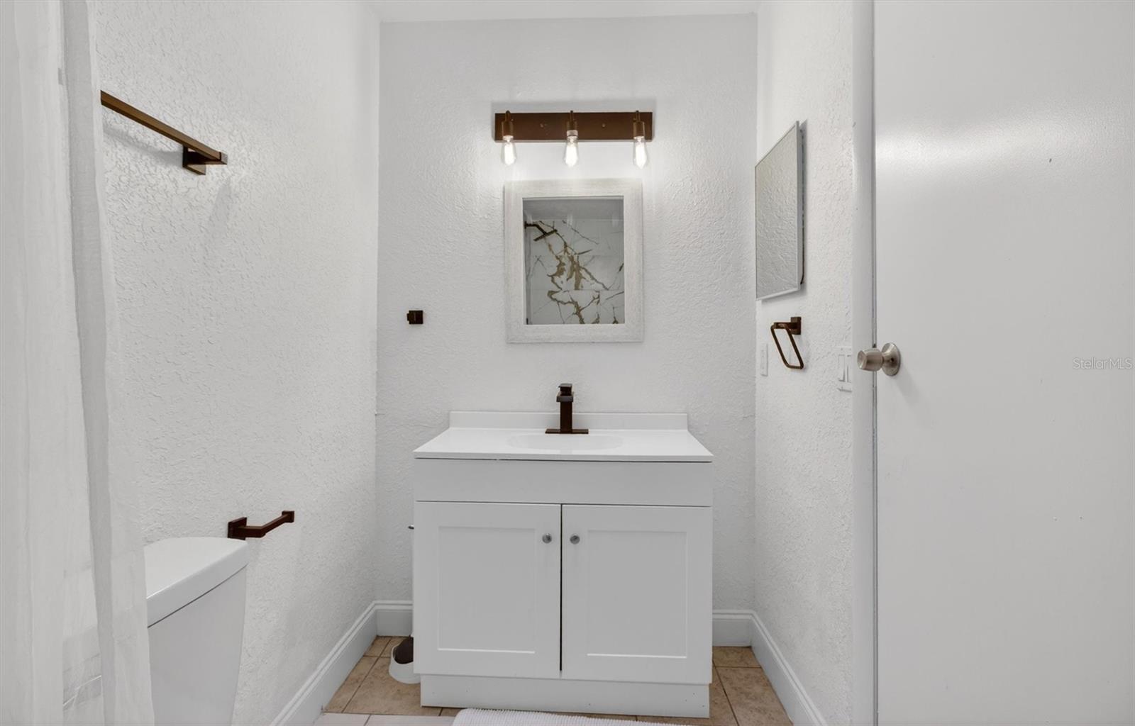 Image 33 of 67 For 736 Summerland Drive