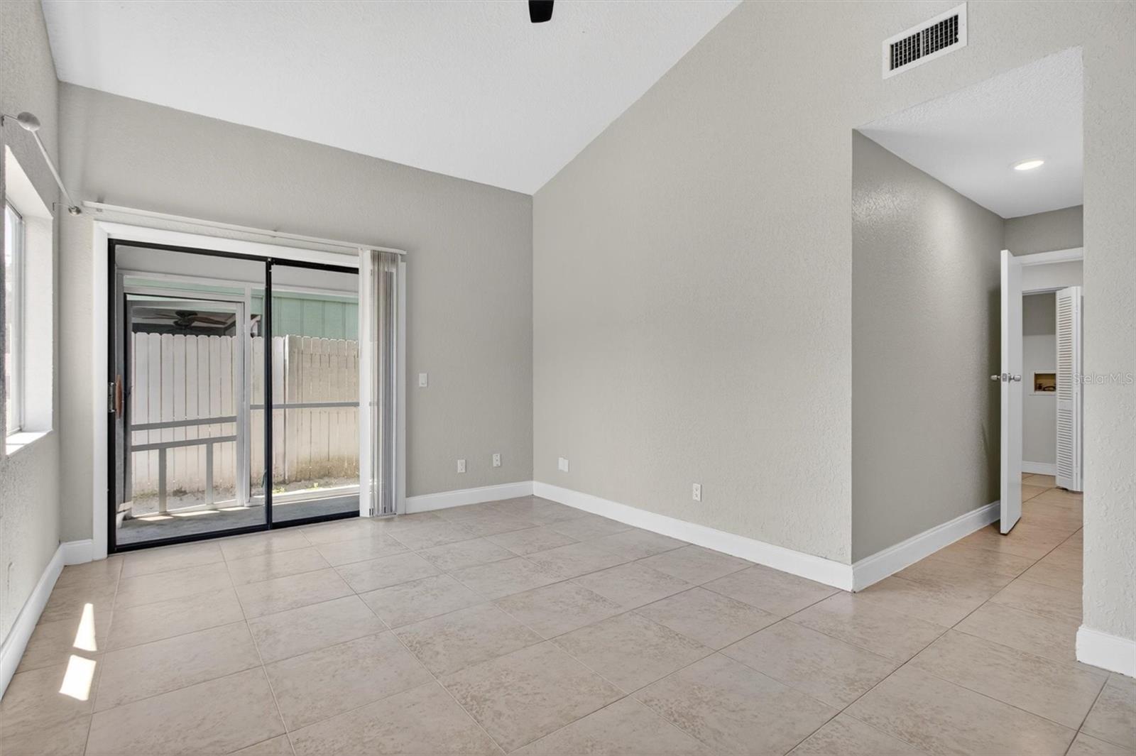 Image 37 of 67 For 736 Summerland Drive