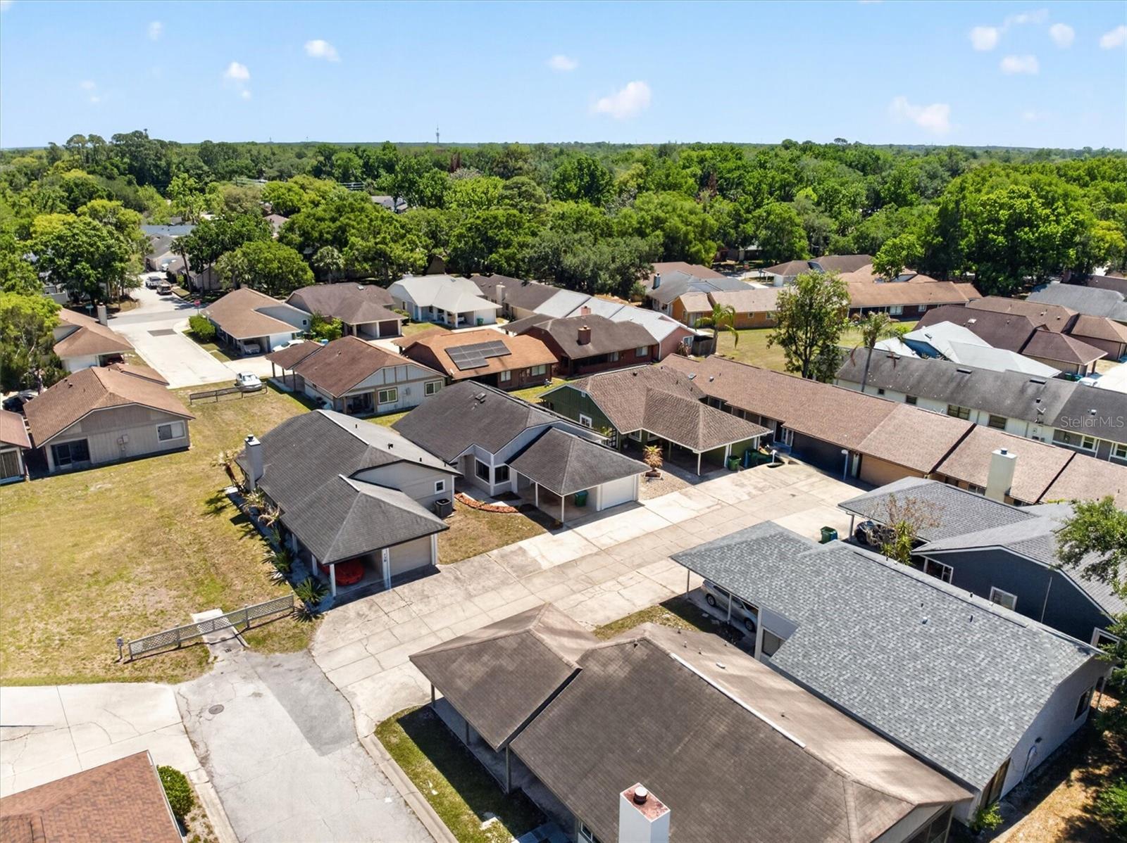 Image 52 of 67 For 736 Summerland Drive