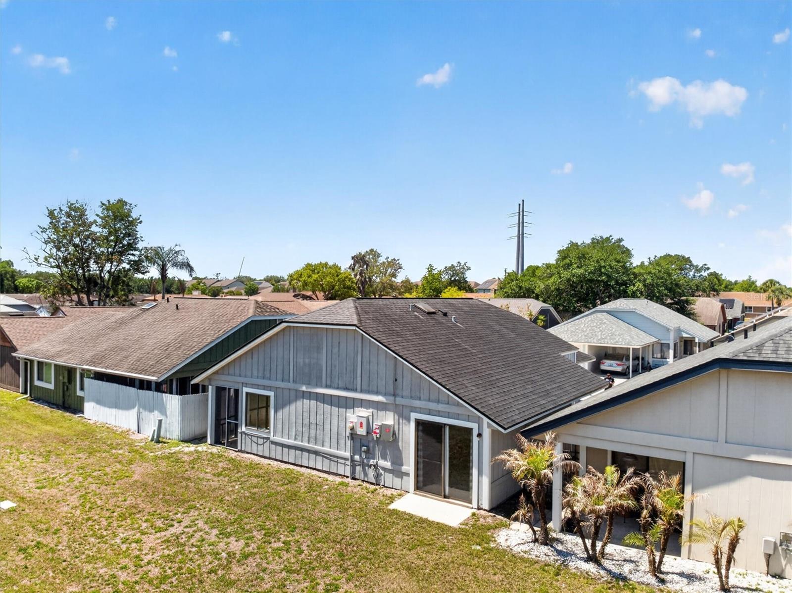 Image 54 of 67 For 736 Summerland Drive