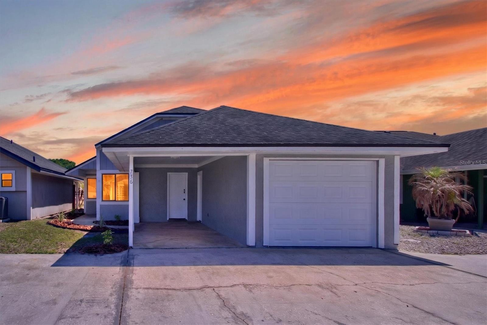 Image 6 of 67 For 736 Summerland Drive