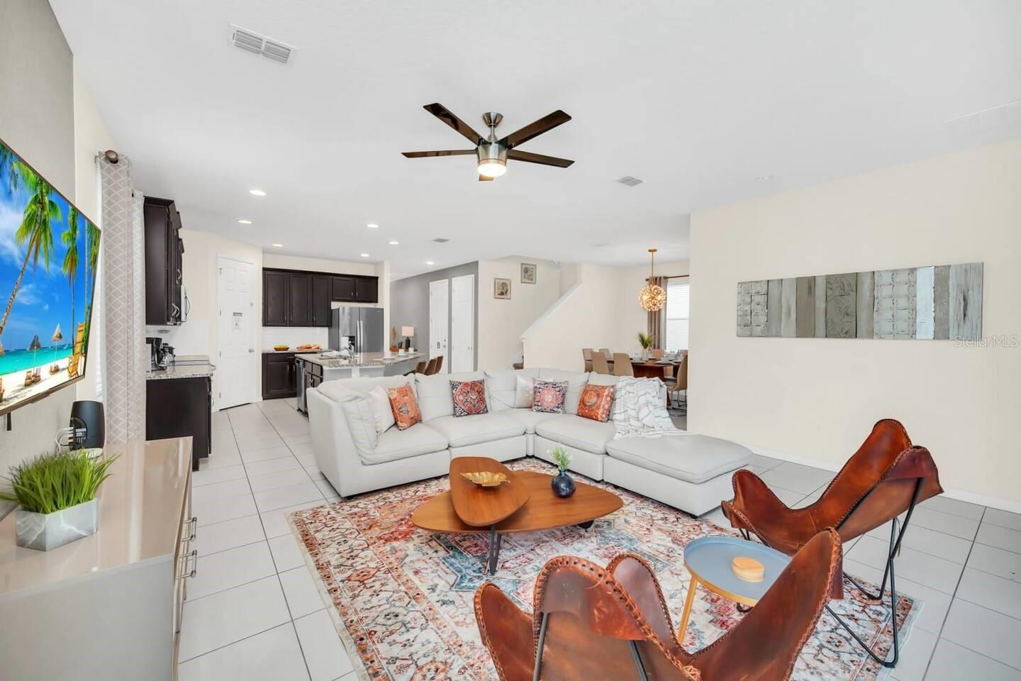 Image 7 of 61 For 9009 Egret Mills Terrace