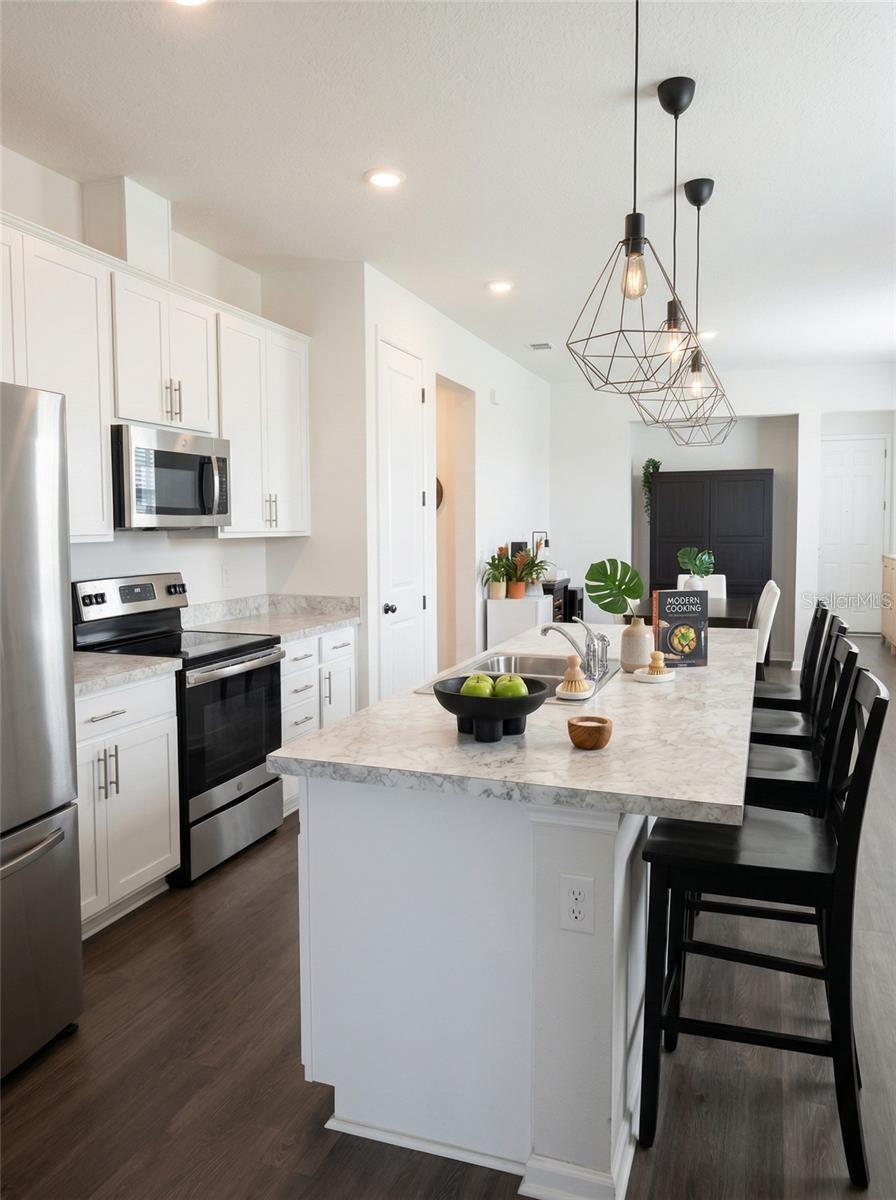 Image 4 of 15 For 1241 Forest Gate Circle