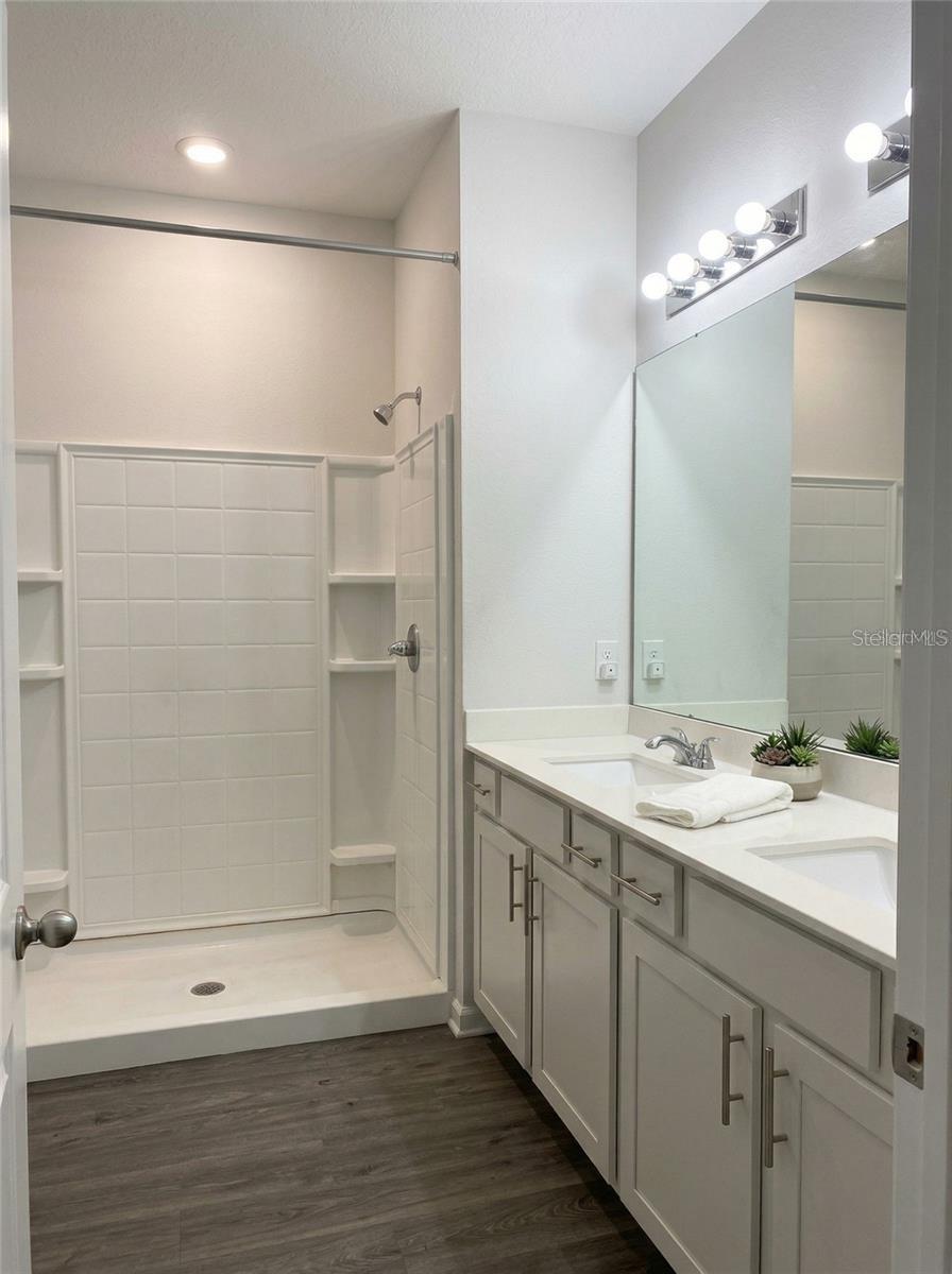 Image 9 of 15 For 1241 Forest Gate Circle