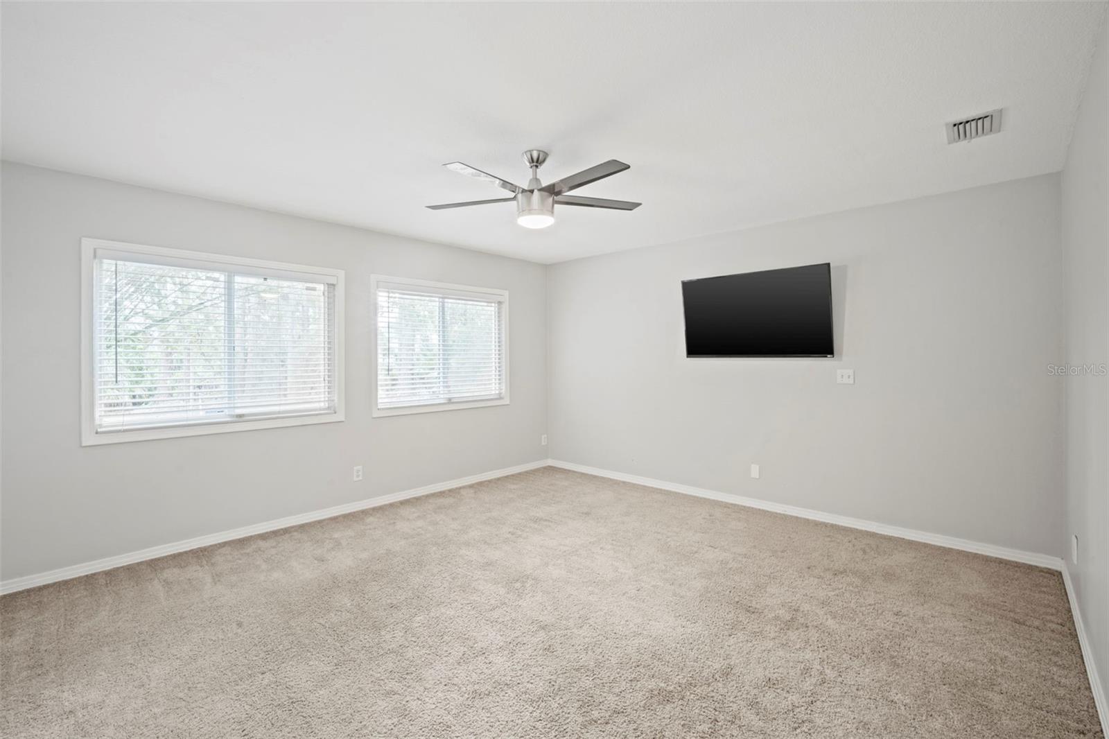 Image 31 of 55 For 3884 Goshawk Place