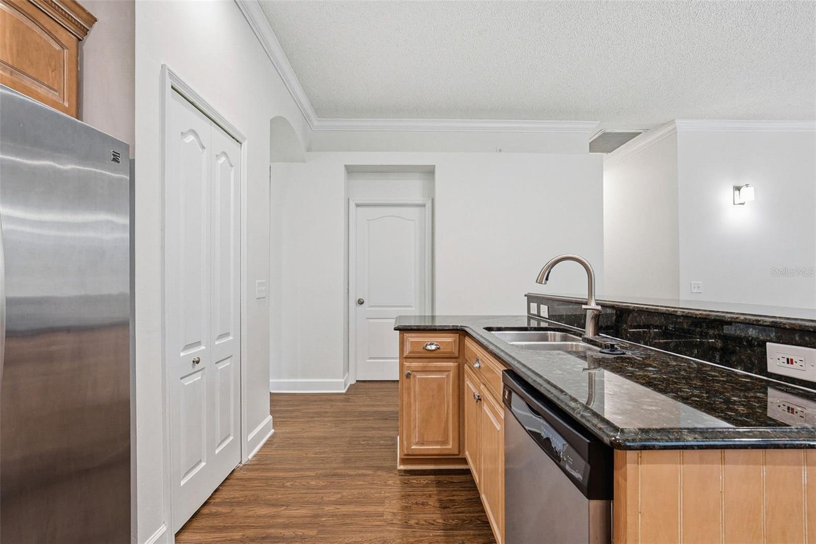 Image 23 of 40 For 19409 Melody Fair Place