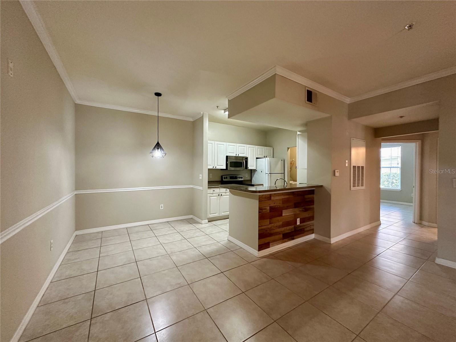 Image 5 of 25 For 2001 Tizewell Circle 1509