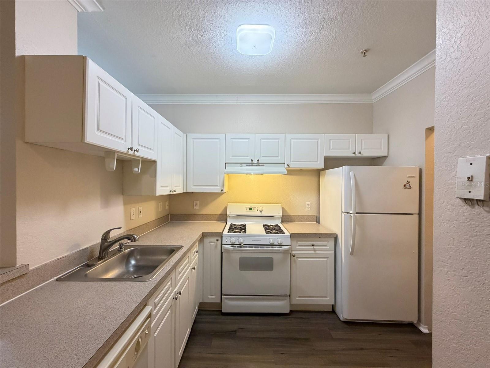 Image 16 of 29 For 3319 Kirkman Road 311