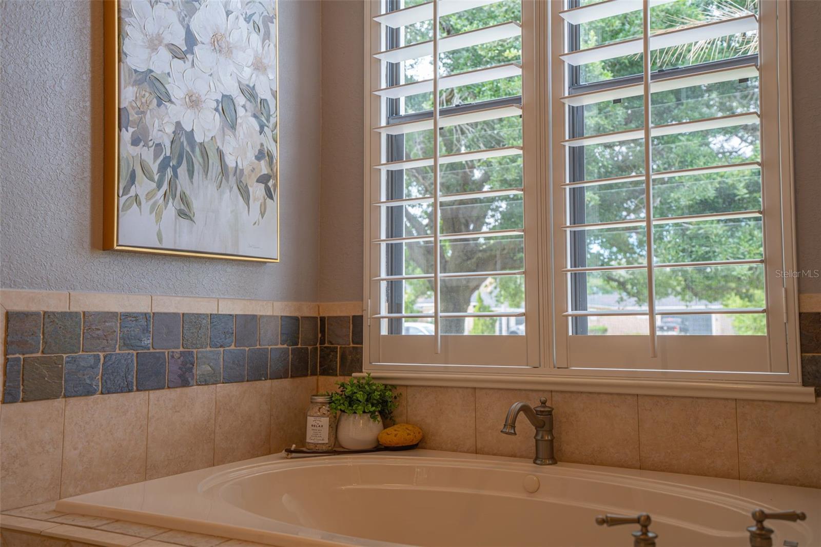 Image 21 of 100 For 744 Barrows Dairy Road