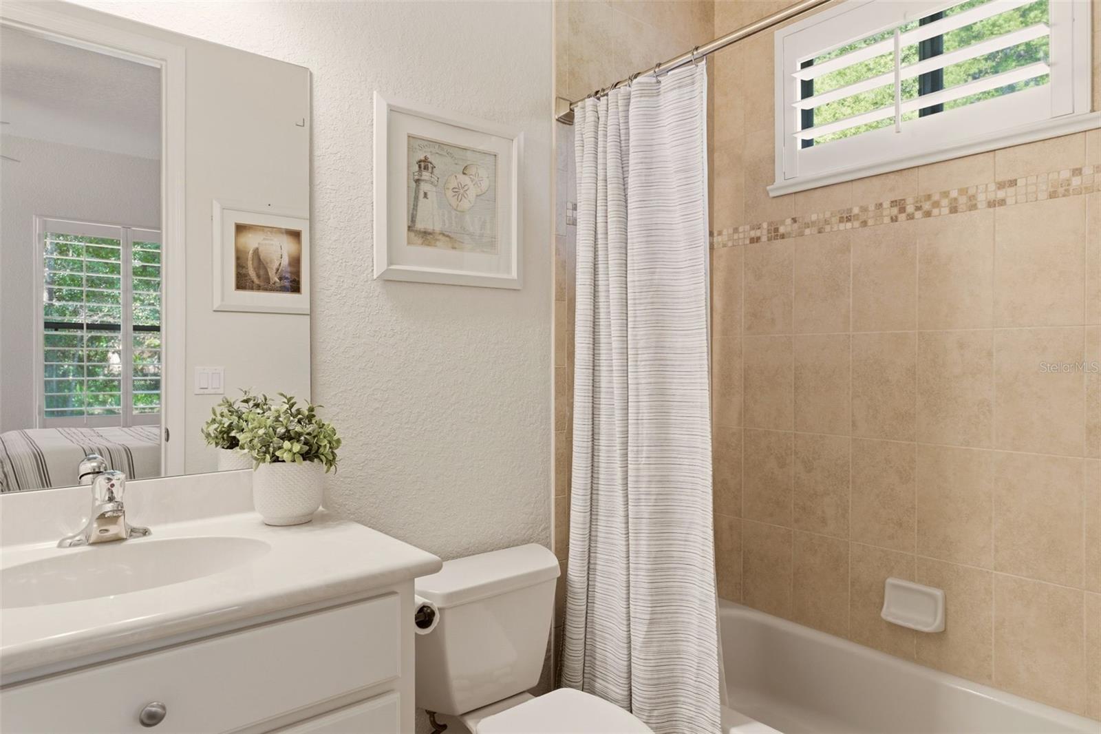 Image 42 of 100 For 744 Barrows Dairy Road