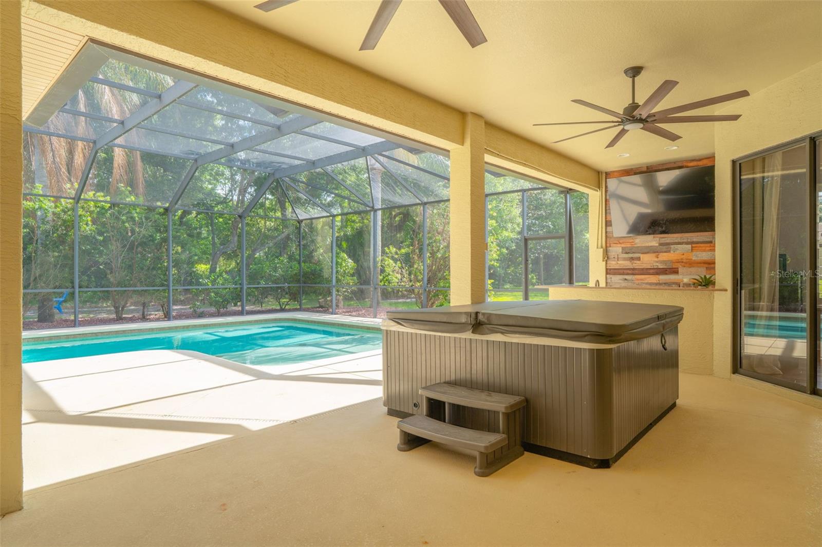 Image 52 of 100 For 744 Barrows Dairy Road