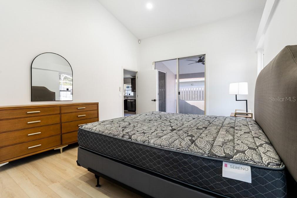 Image 12 of 30 For 13923 Tallowridge Court