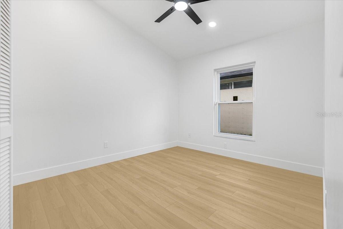 Image 18 of 30 For 13923 Tallowridge Court