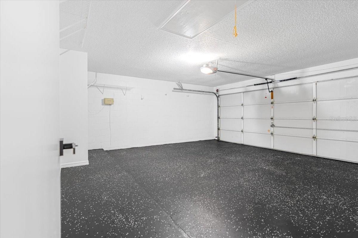 Image 23 of 30 For 13923 Tallowridge Court