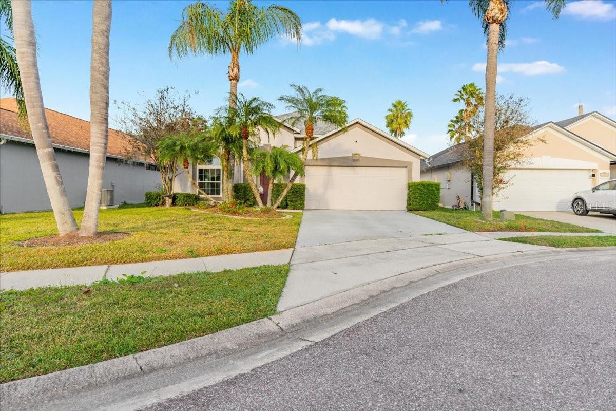 Image 25 of 30 For 13923 Tallowridge Court