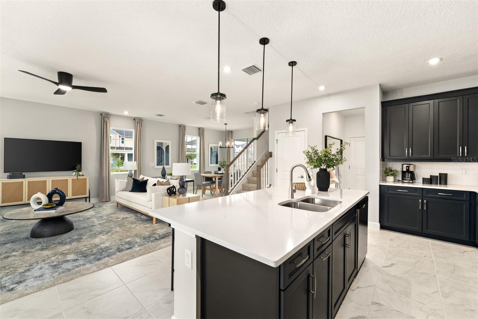 Image 5 of 22 For 416 Banana Pepper Way