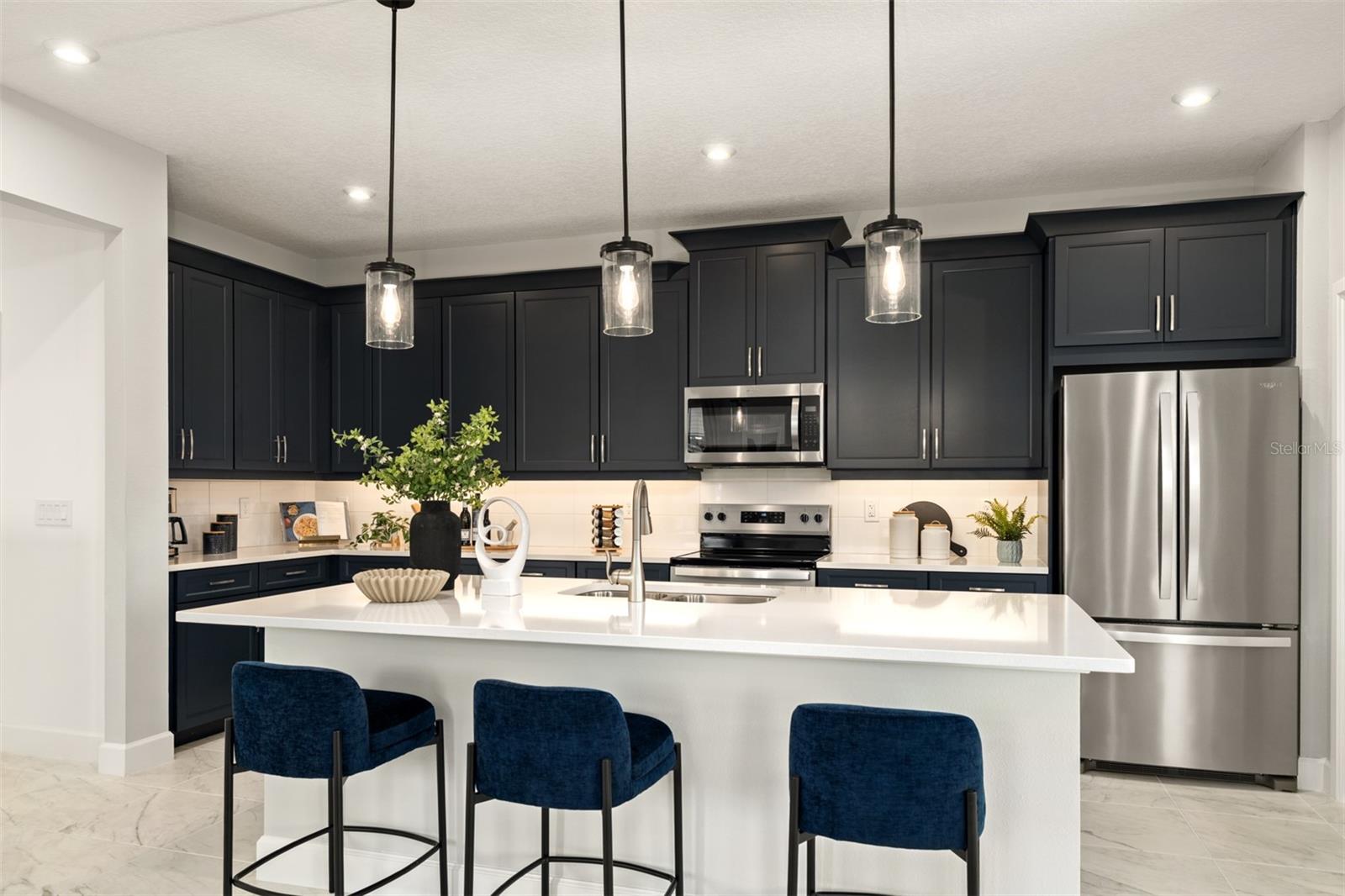 Image 7 of 22 For 416 Banana Pepper Way
