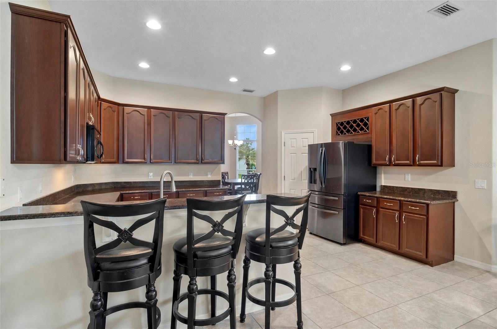 Image 18 of 46 For 925 Bainbridge Loop