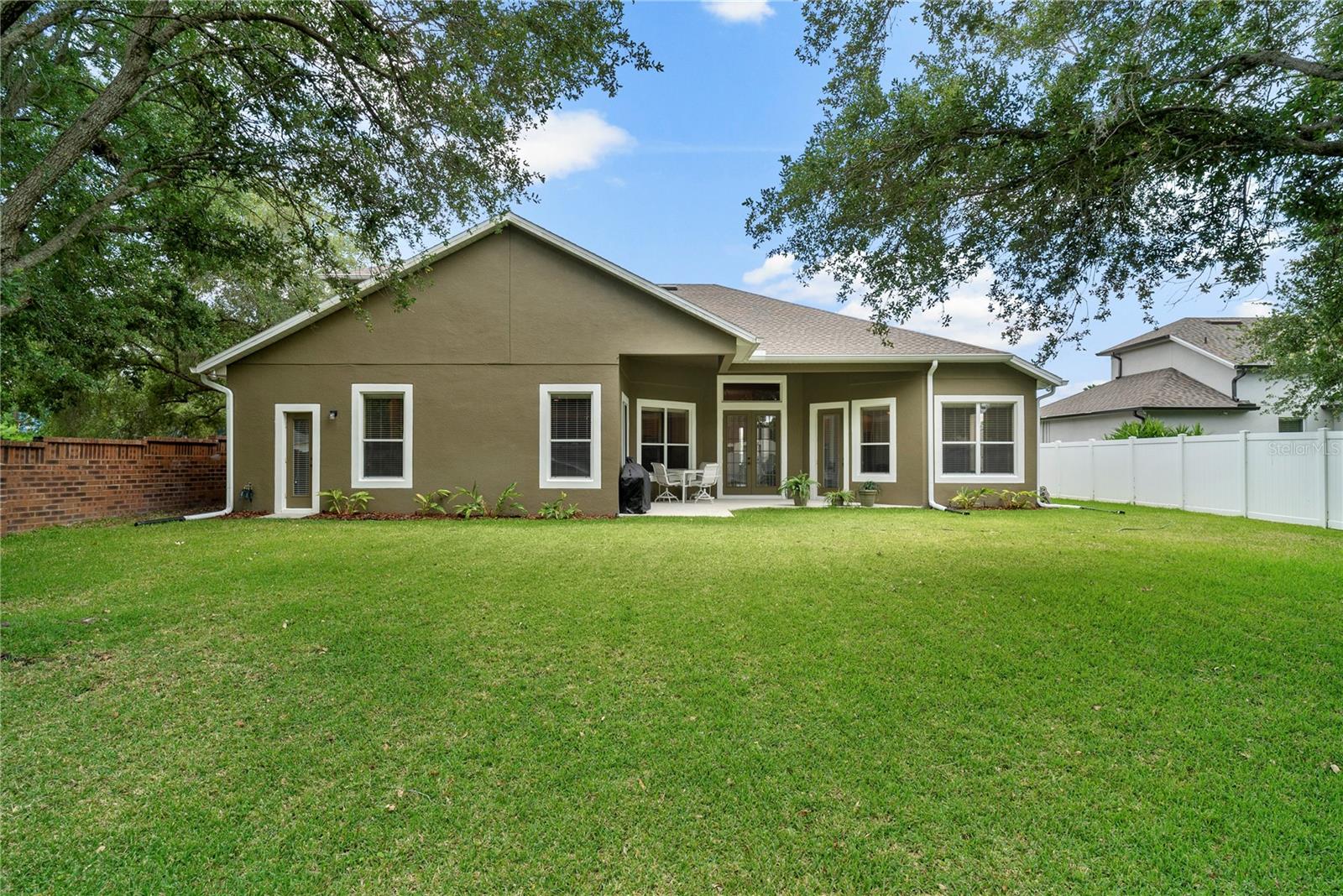 Image 36 of 46 For 925 Bainbridge Loop