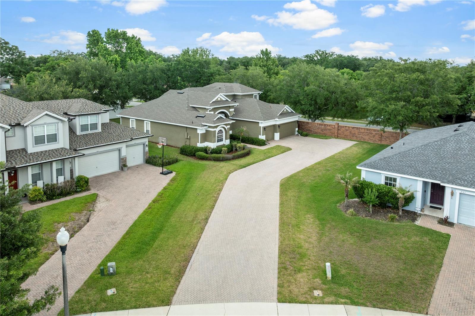 Image 40 of 46 For 925 Bainbridge Loop