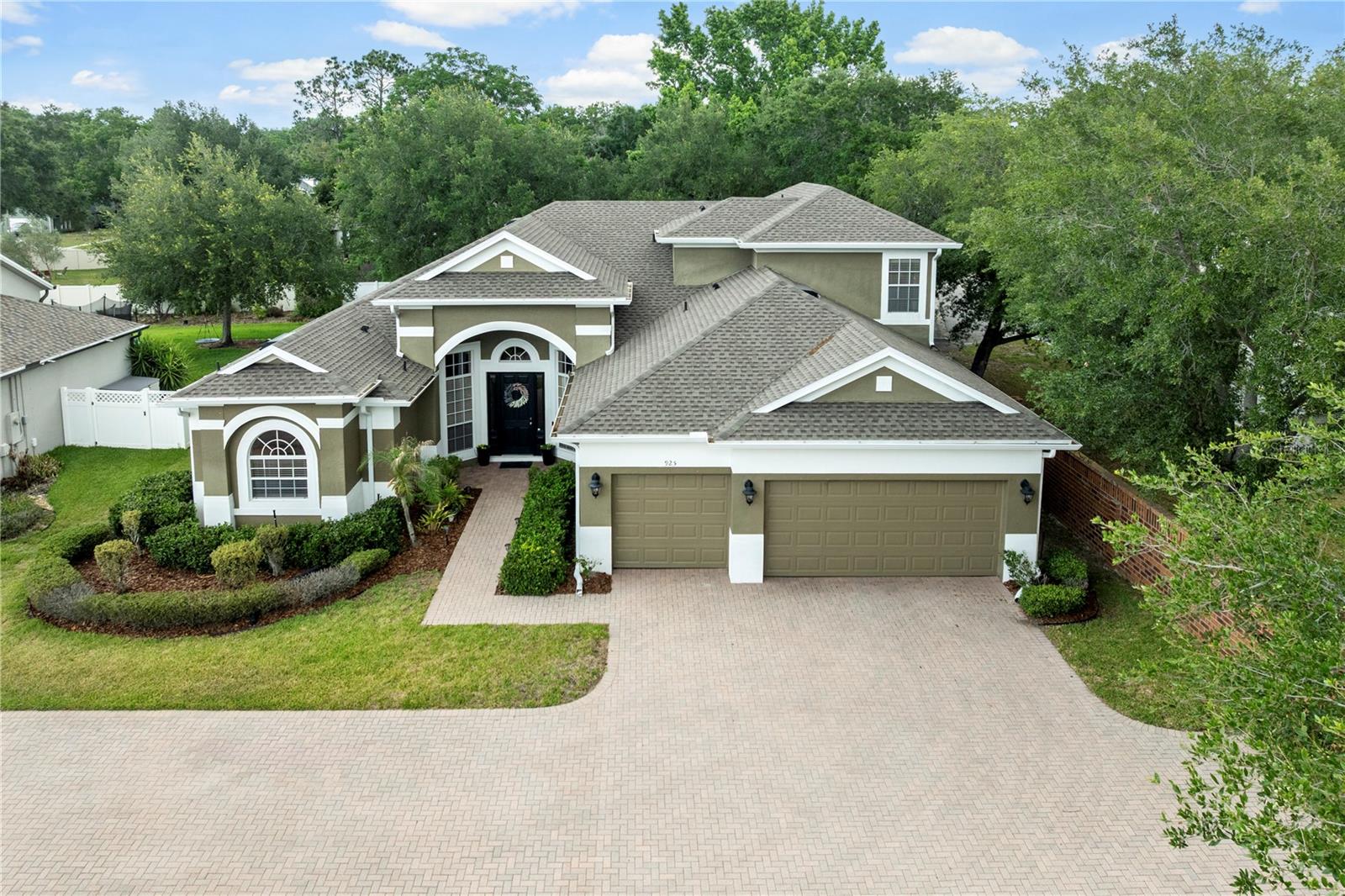 Image 42 of 46 For 925 Bainbridge Loop