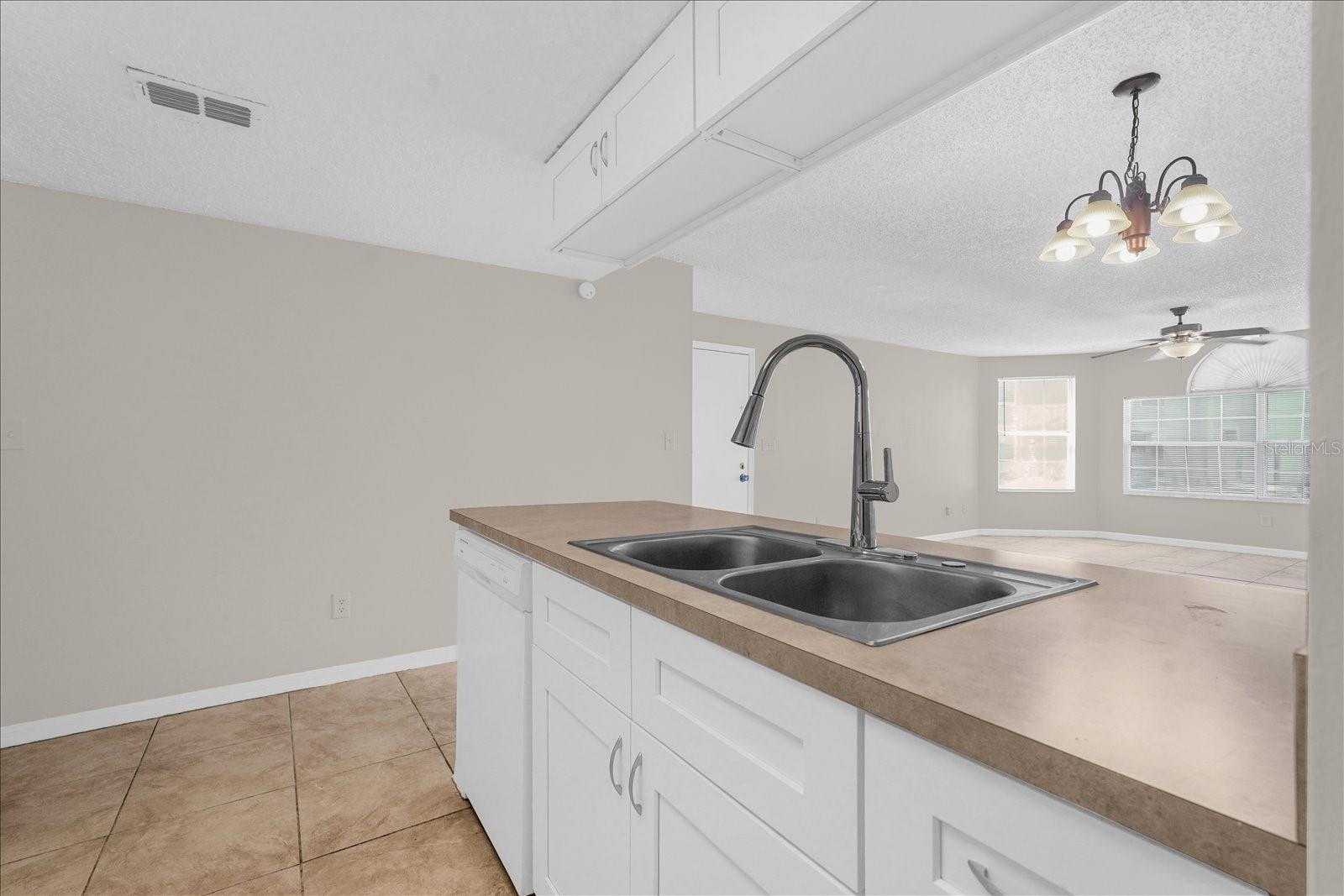 Image 10 of 24 For 2731 Poinciana Boulevard 107