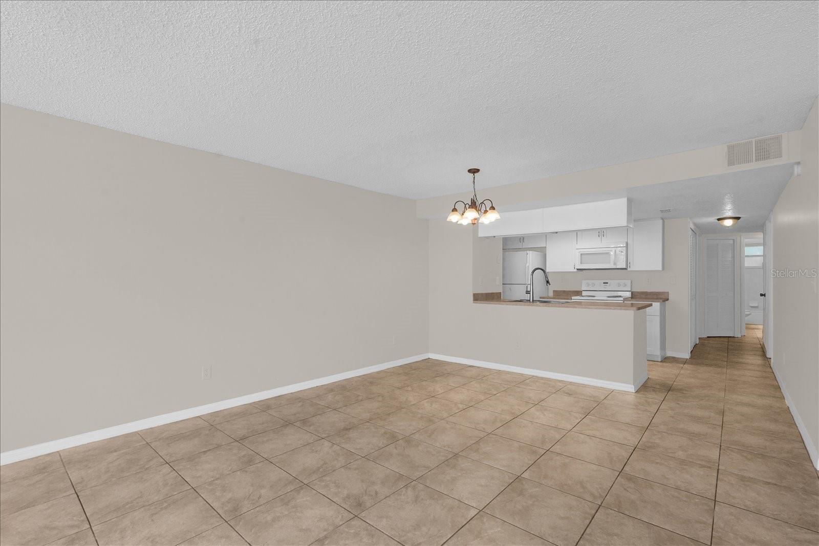 Image 5 of 24 For 2731 Poinciana Boulevard 107