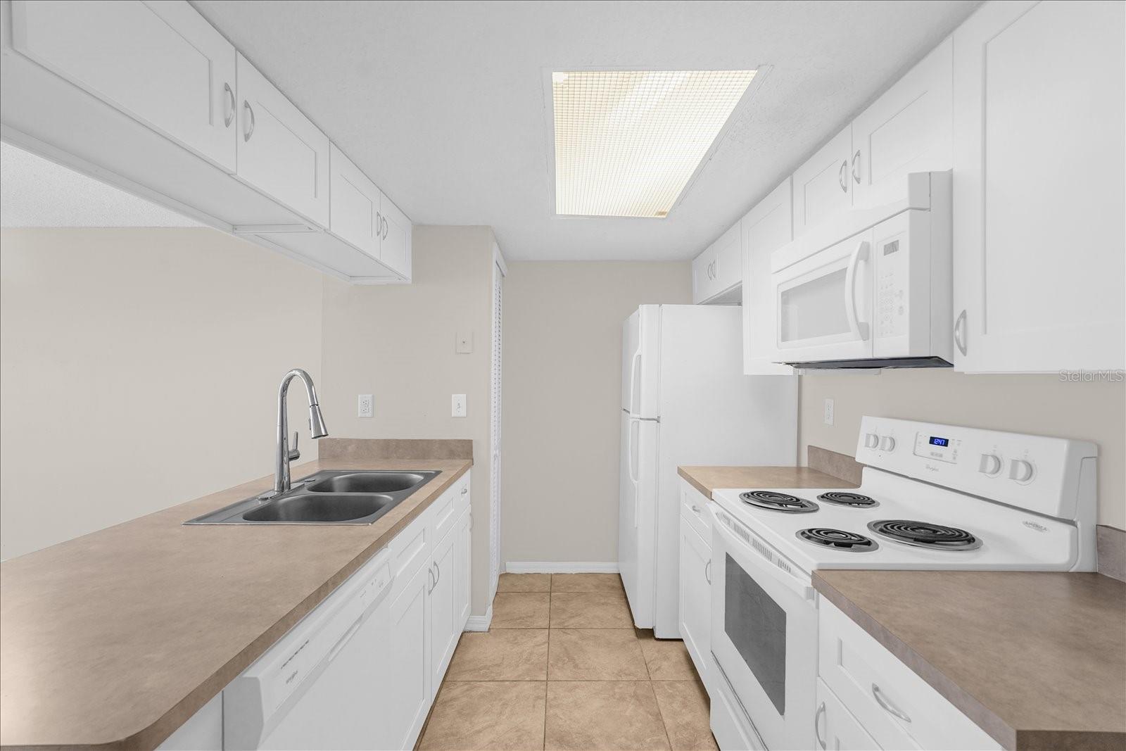 Image 9 of 24 For 2731 Poinciana Boulevard 107