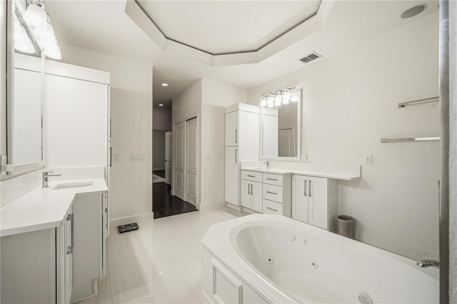 Image 21 of 48 For 2928 Park Meadow Drive