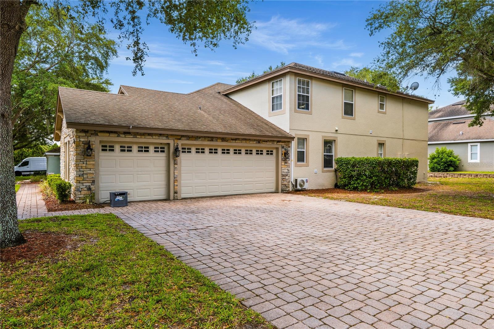 Image 5 of 48 For 2928 Park Meadow Drive