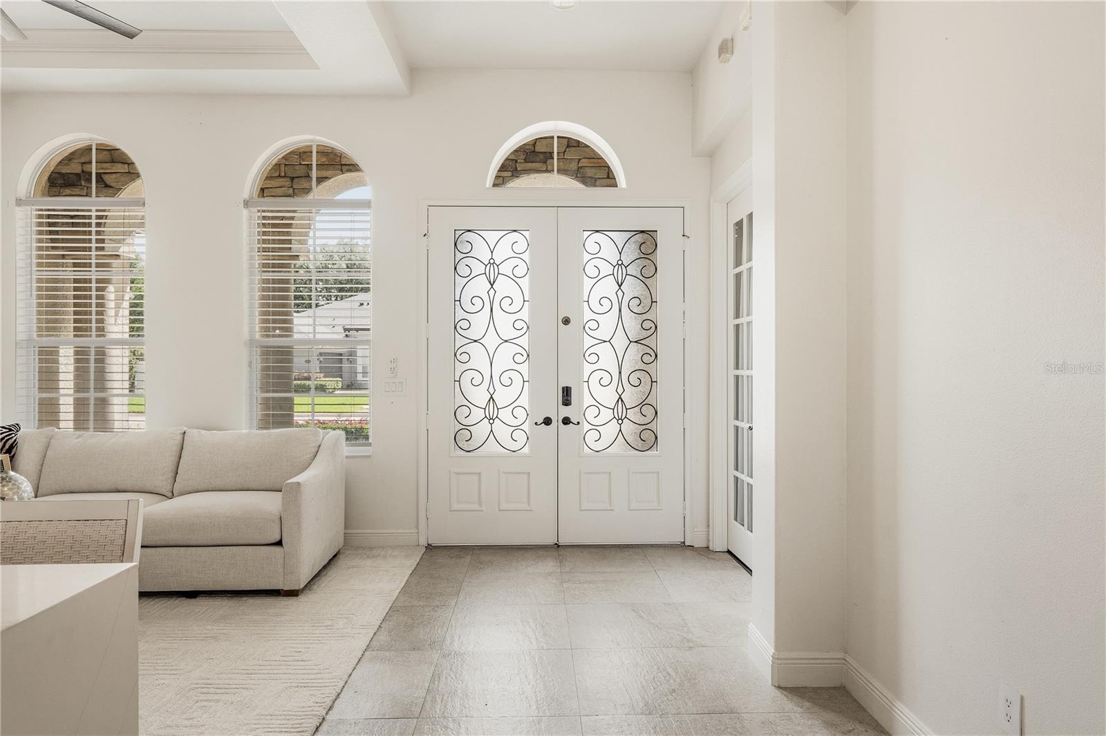 Image 7 of 48 For 2928 Park Meadow Drive