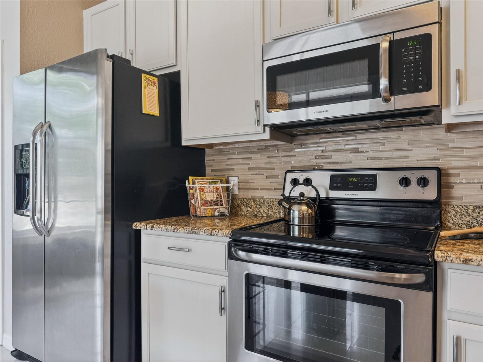 Image 14 of 52 For 7530 Bay Port Road 20