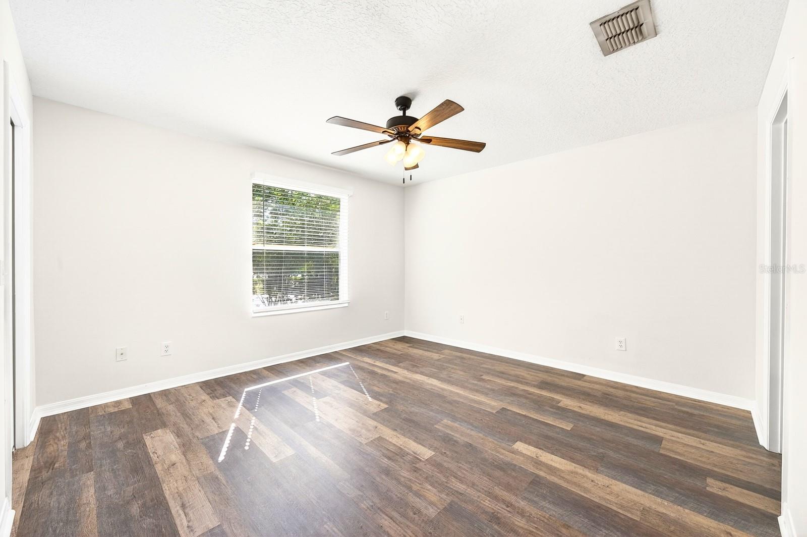 Image 21 of 41 For 12769 Lexington Summit Street