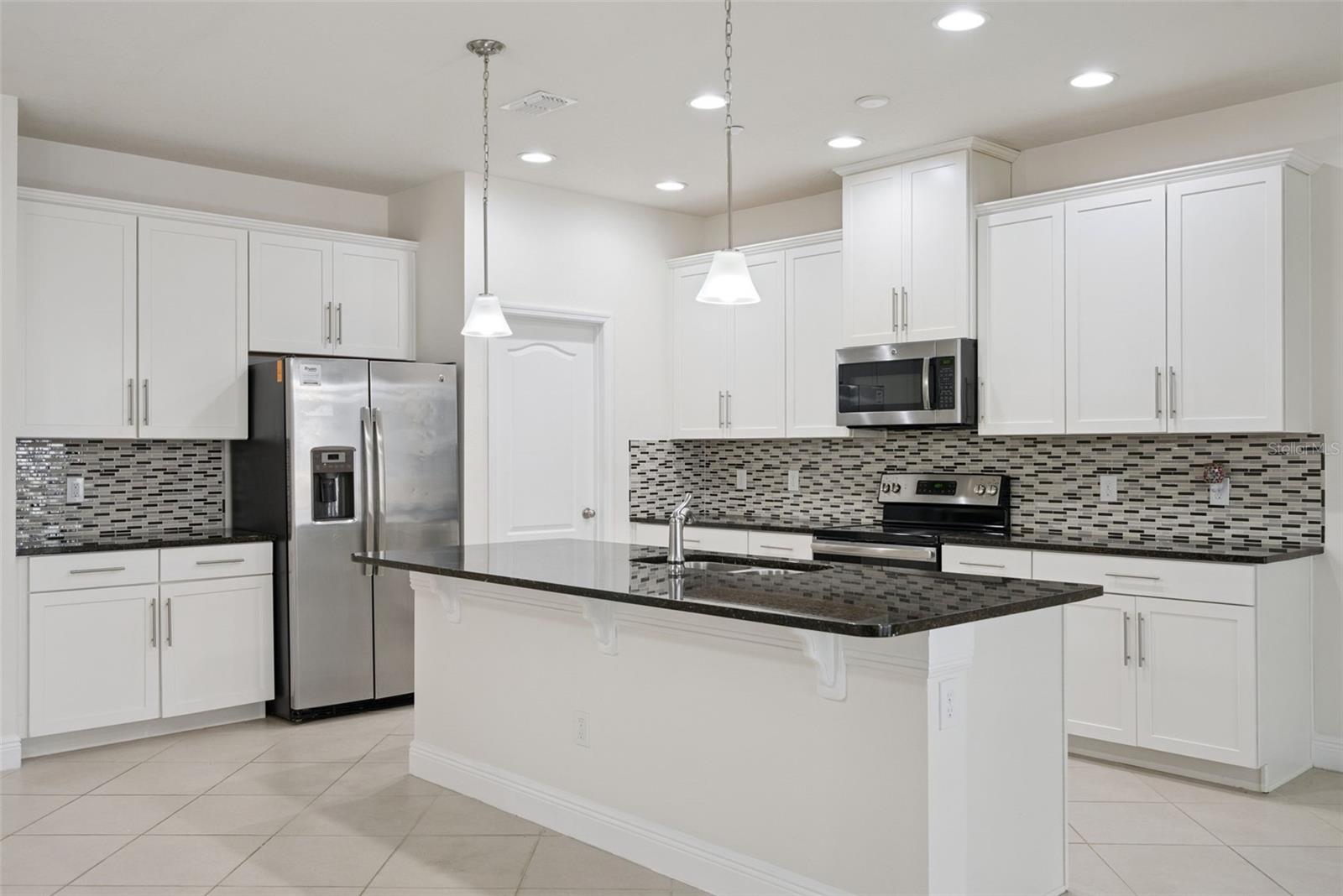 Image 12 of 20 For 7474 Aloma Pines Court