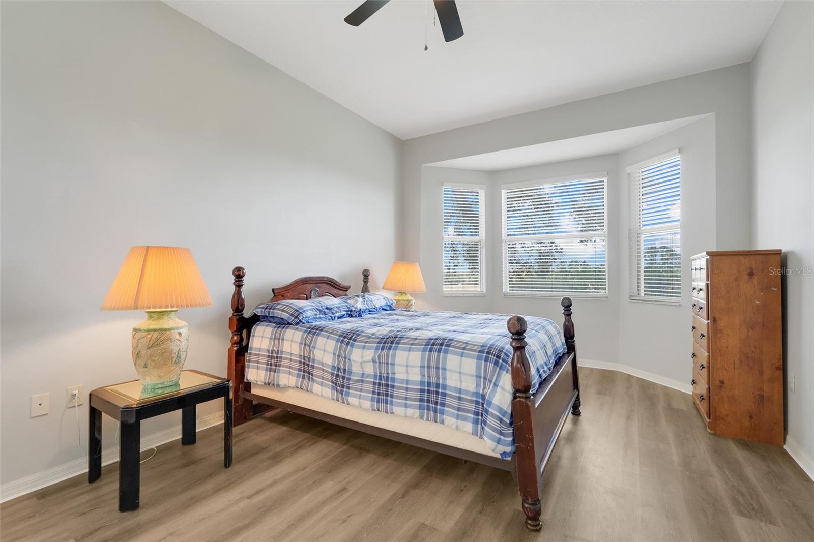 Image 23 of 50 For 2390 Caledonian Street