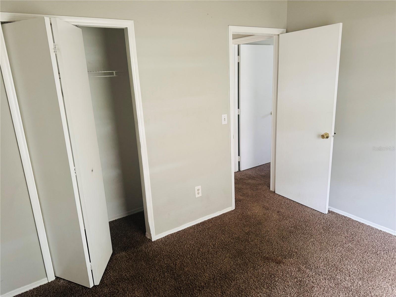 Image 6 of 18 For 5618 Piney Ridge Drive