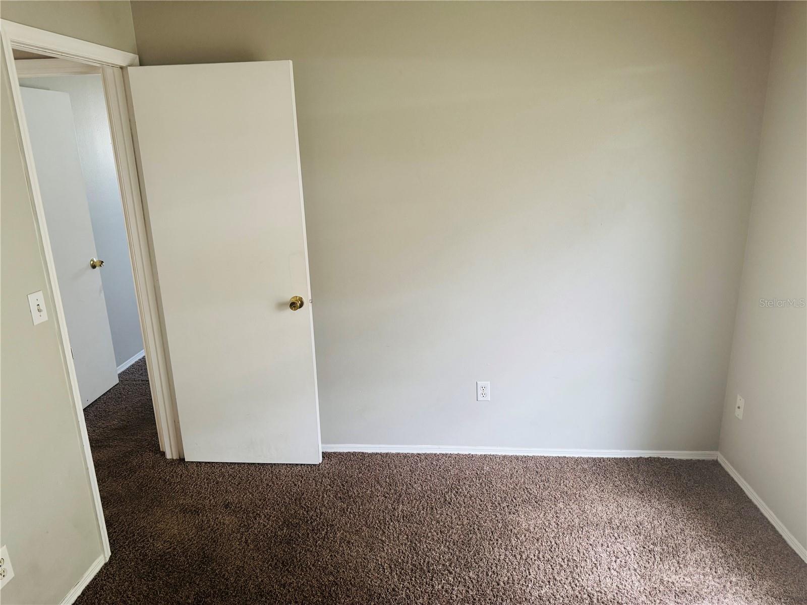 Image 9 of 18 For 5618 Piney Ridge Drive