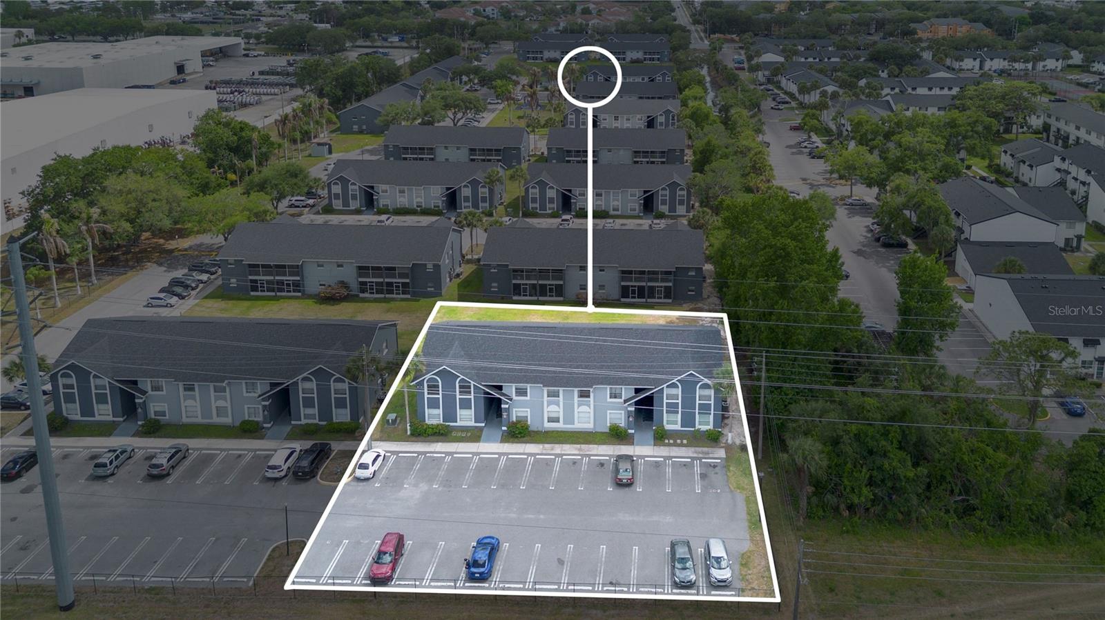 Listing photo id 27 for 4100 Pershing Pointe Place 3