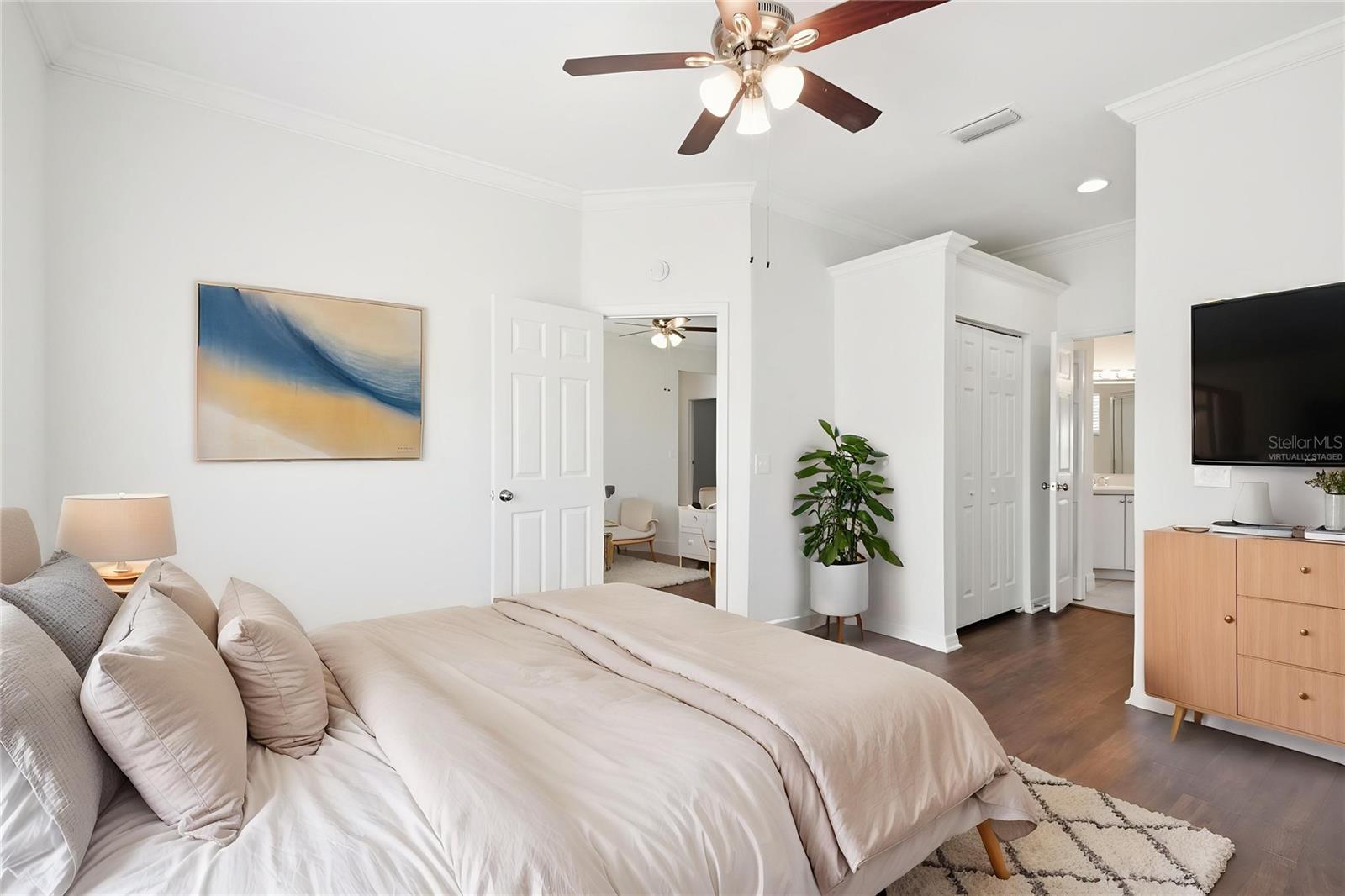 Image 12 of 46 For 823 Springwood Circle