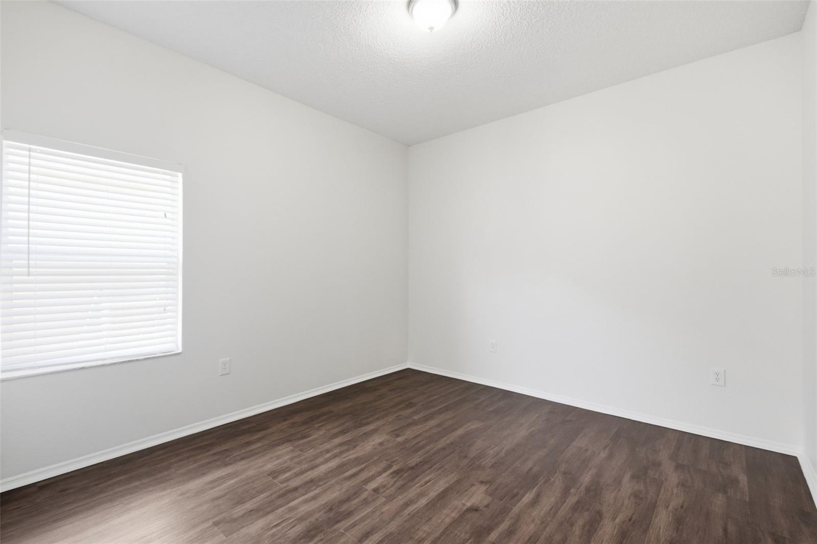 Image 24 of 46 For 823 Springwood Circle