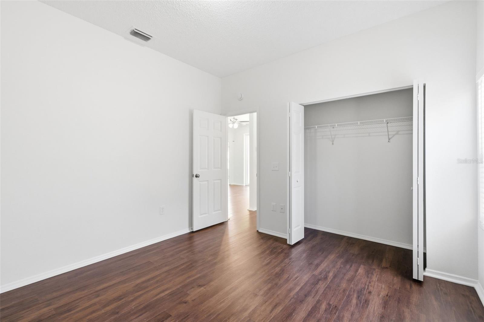 Image 26 of 46 For 823 Springwood Circle