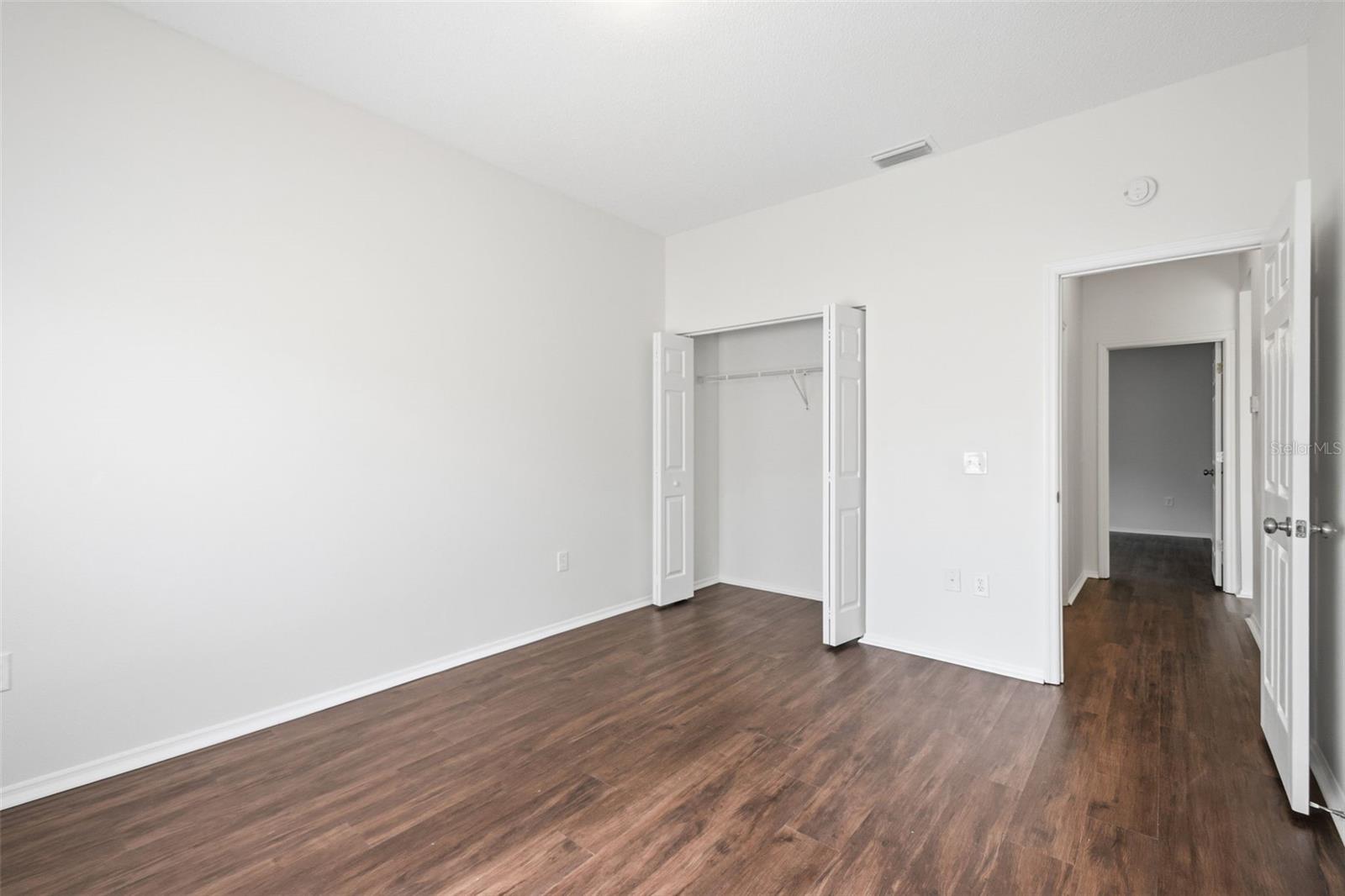 Image 29 of 46 For 823 Springwood Circle