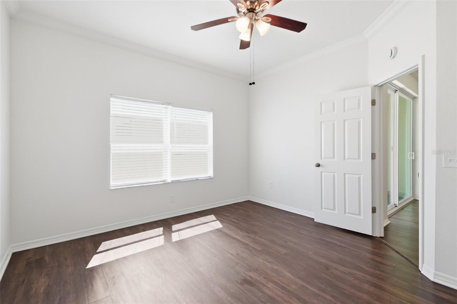 Image 33 of 46 For 823 Springwood Circle