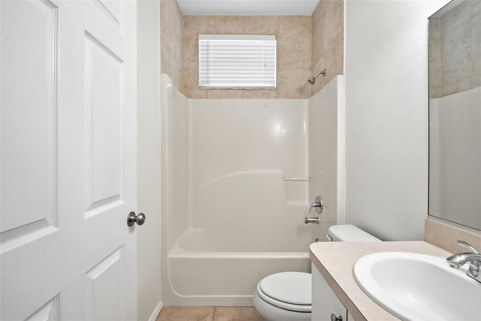 Image 37 of 46 For 823 Springwood Circle