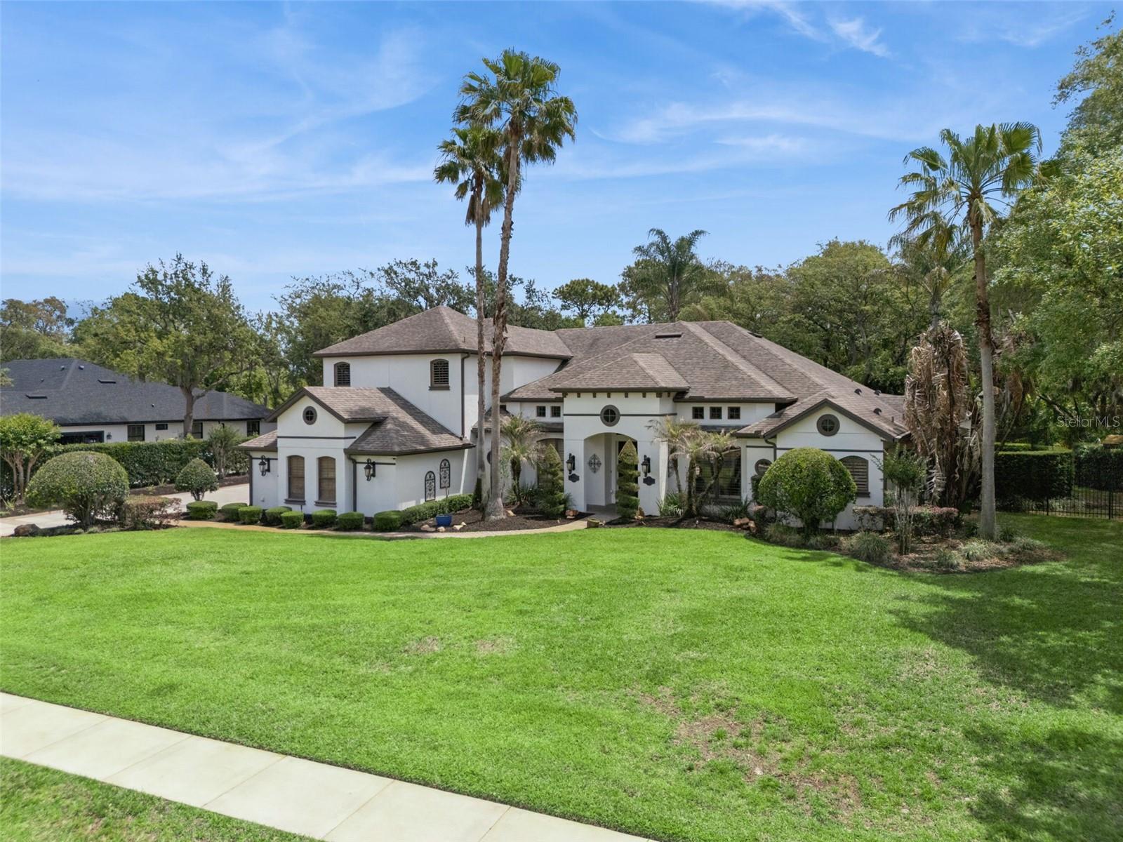 Listing photo id 0 for 773 Mills Estate Place