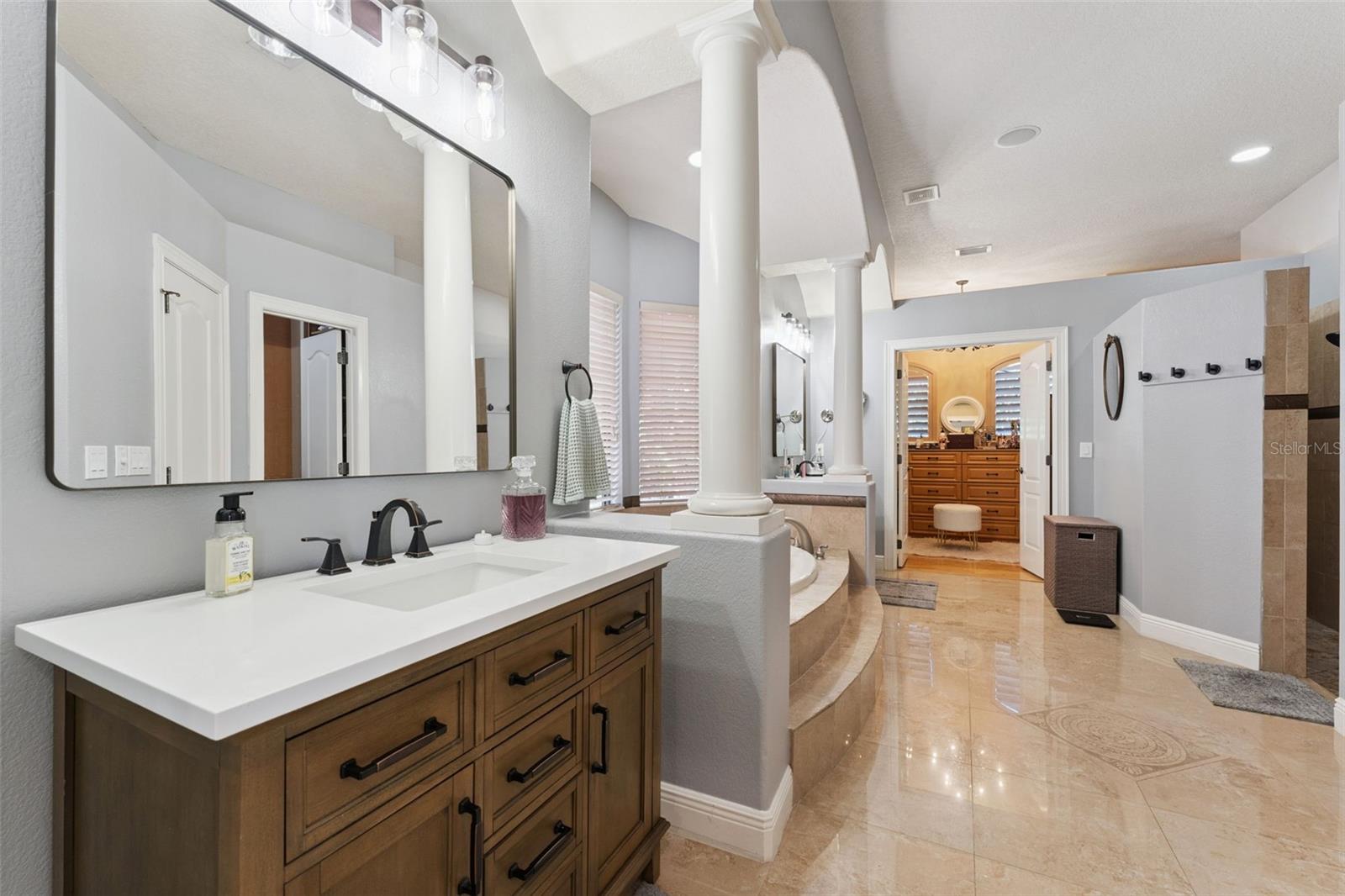Listing photo id 22 for 773 Mills Estate Place