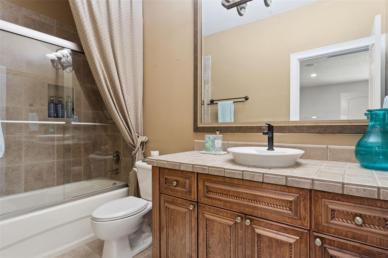 Listing photo id 27 for 773 Mills Estate Place