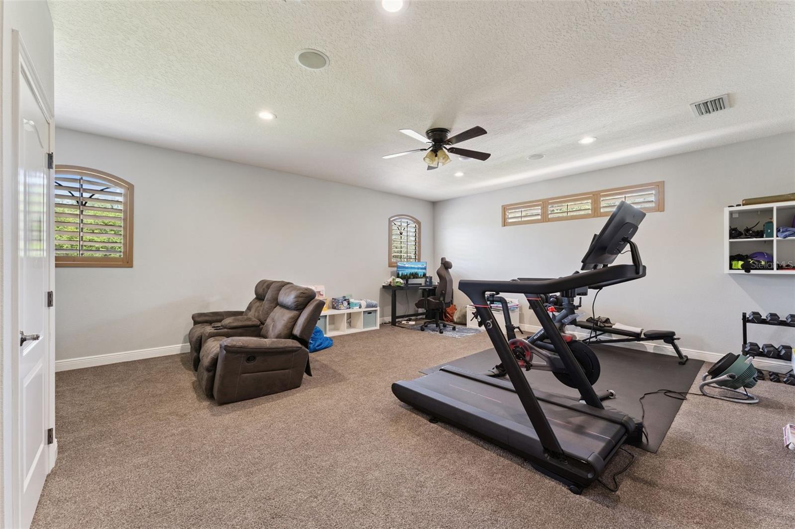 Listing photo id 34 for 773 Mills Estate Place