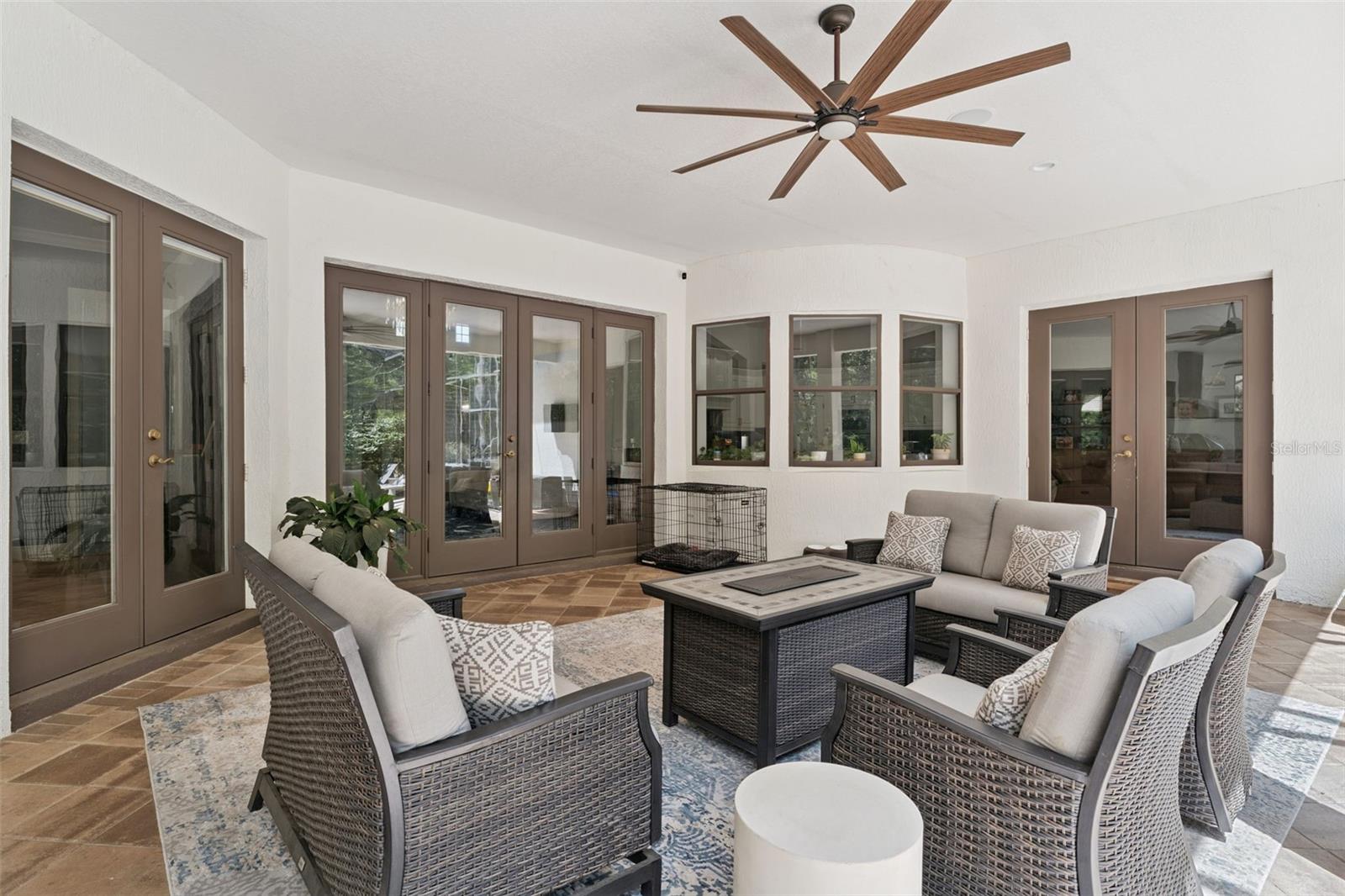 Listing photo id 40 for 773 Mills Estate Place